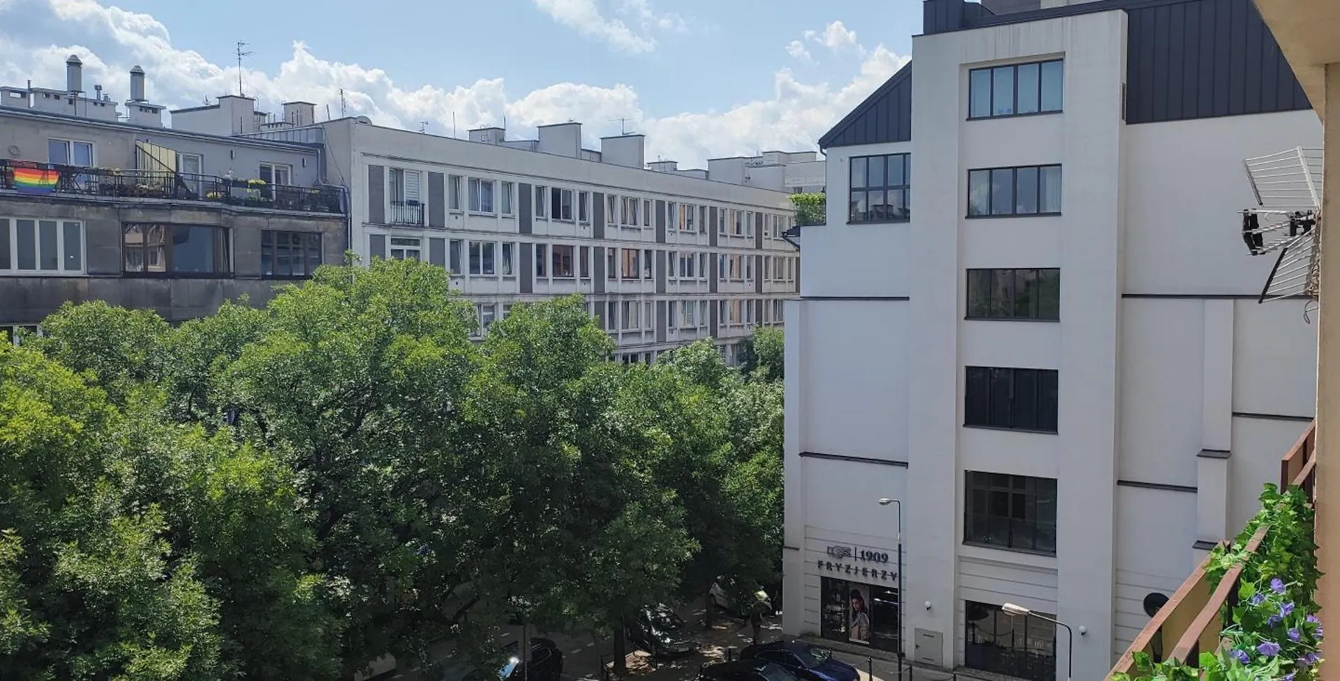Greenpoint Hoza Apartment وارسو