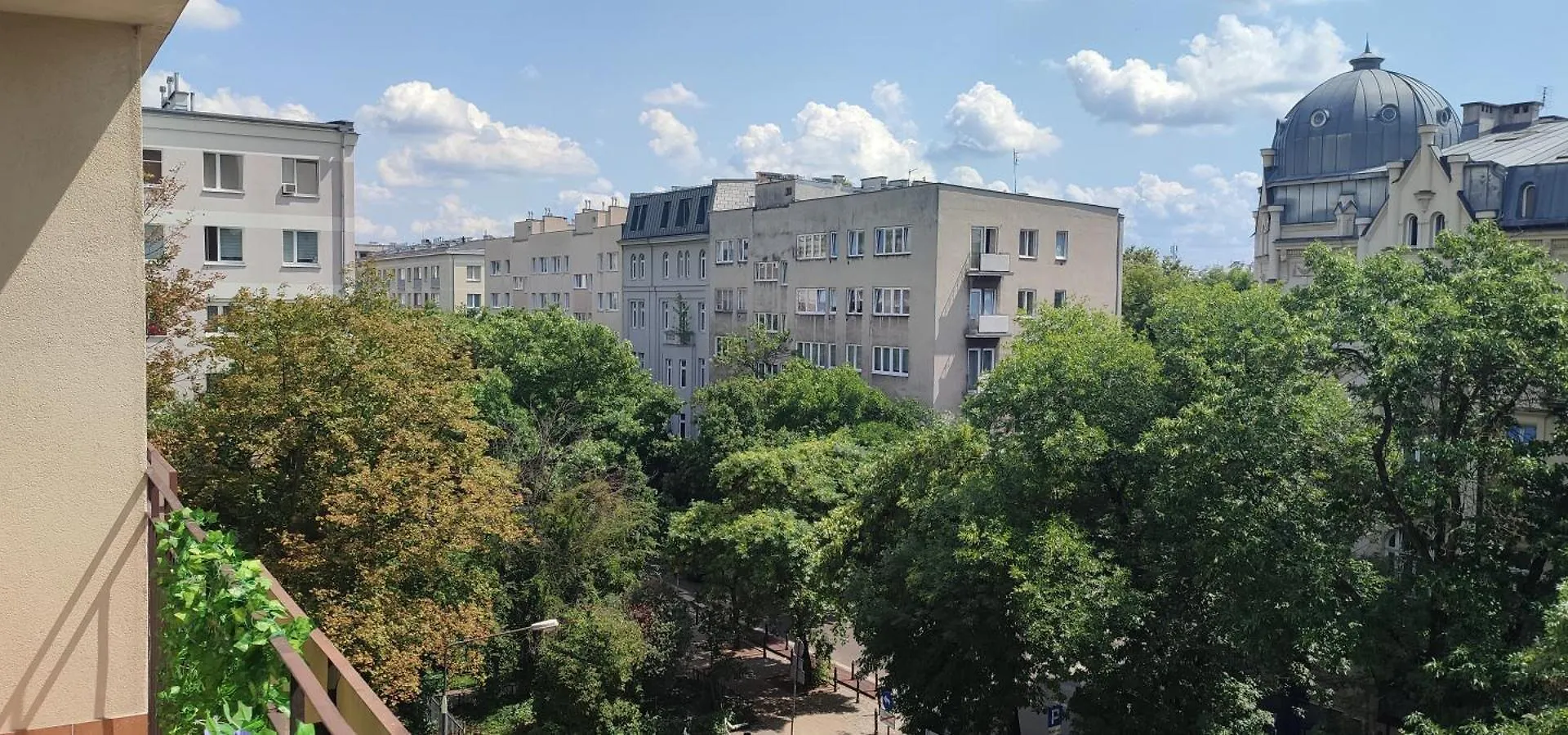 Greenpoint Hoza Apartment Warsaw Poland